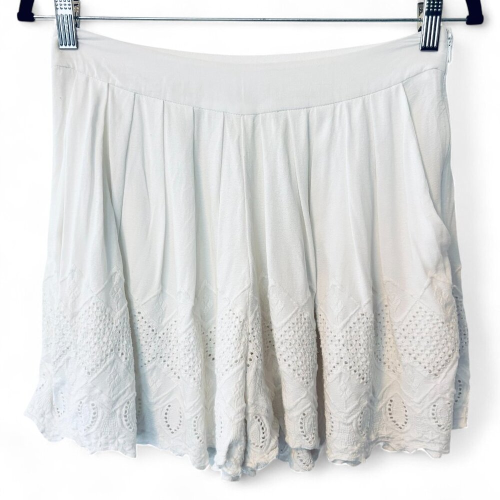 Free People Sz 2 ‘Azalea’ High-Waisted A-Line White Eyelet Shorts - Picture 3 of 8